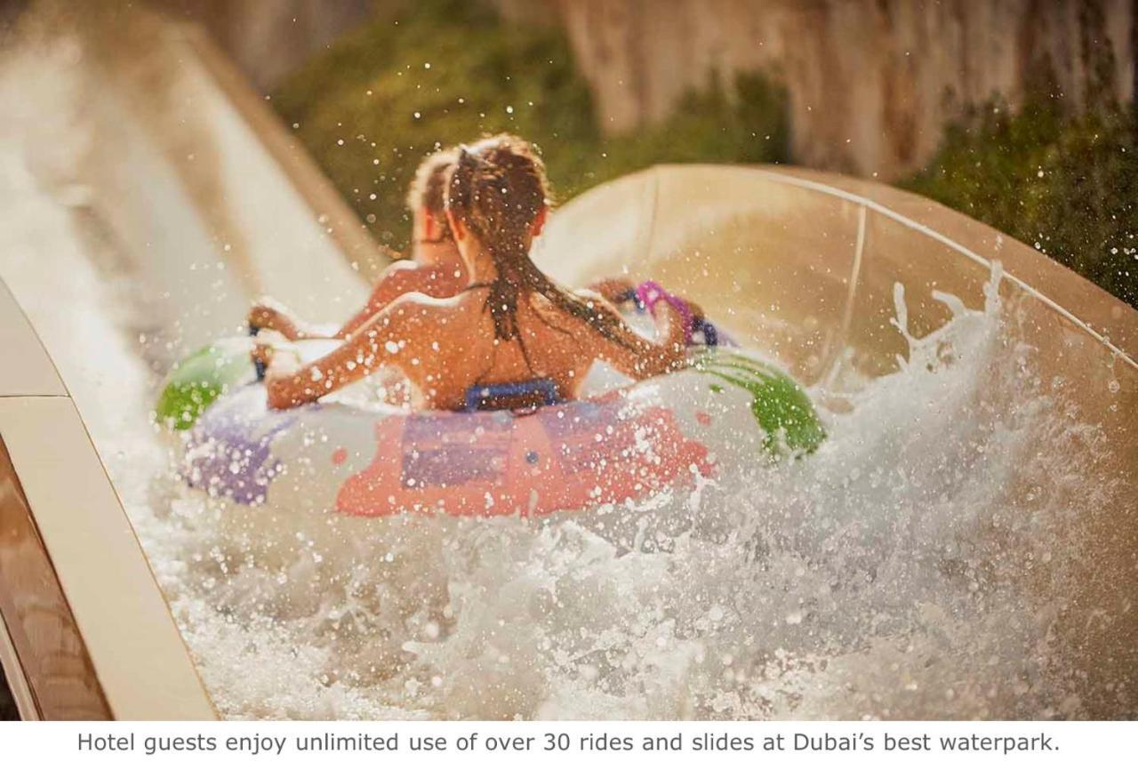 Jumeirah Mina Al Salam Dubai Eksteriør bilde A slide at Atlantis Waterpark